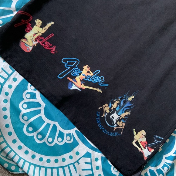HARD ROCK SAN FRANCISCO CAFE PINUP FENDER GUITAR ROCKABILLY BOWLING SHIRT BLACK - Picture 13 of 13